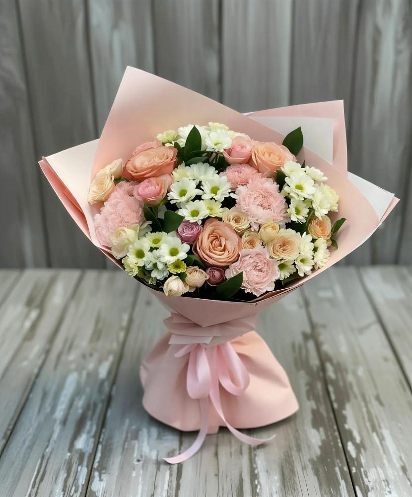 Букет цветов из: Гвоздики, Розы и Хризантемы в Плиево