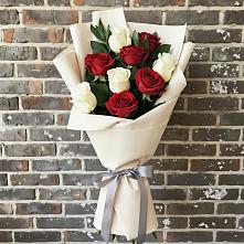 Букет цветов из:  Розы в Плиево
