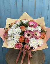 Букет цветов из:  Розы, Герберы и Хризантемы в Плиево