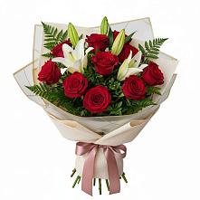 Букет цветов из:  Лилии и Розы в Плиево