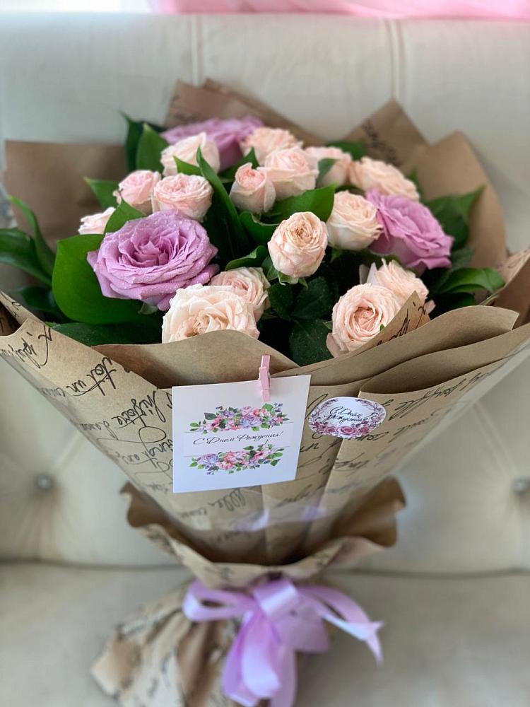 Букет цветов из: Розы в Плиево