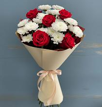 Букет цветов из:  Розы и Хризантемы в Плиево