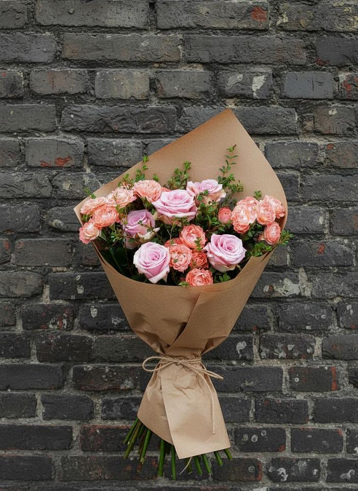 Букет цветов из: Розы в Плиево