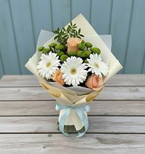 Букет цветов из:  Герберы, Розы и Хризантемы в Плиево