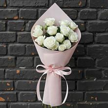 Букет цветов из:  Розы в Плиево