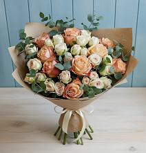 Букет цветов из:  Альстромерии и Розы в Плиево